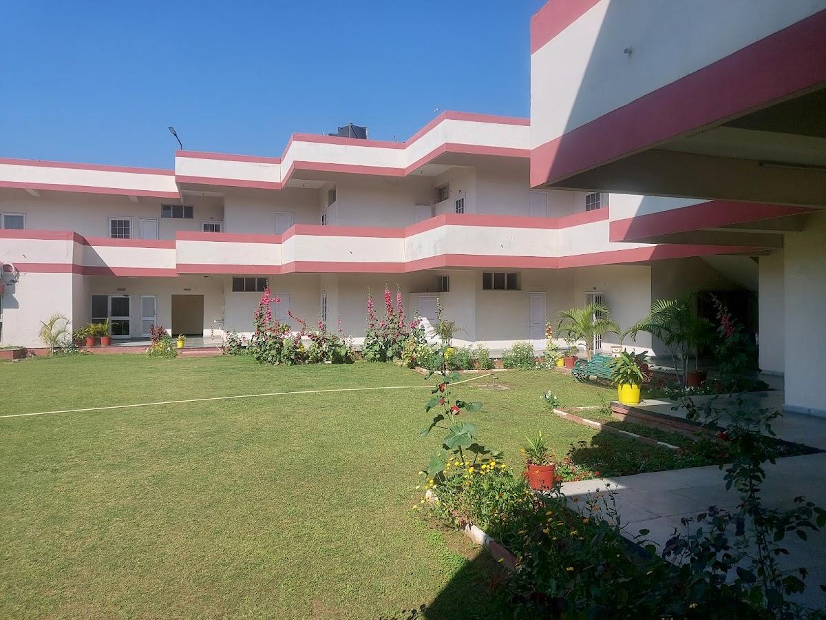 Neelkanthi Yatri Niwas