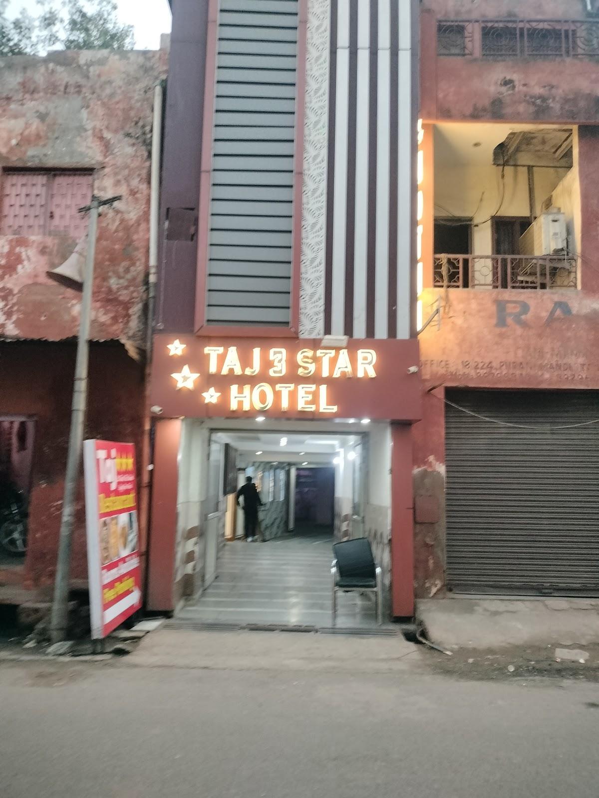 TAJ 3 STAR HOTEL Near Taj Mahal Agra