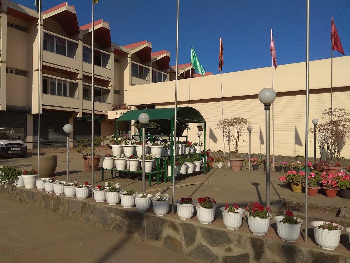 Hotel Japfü