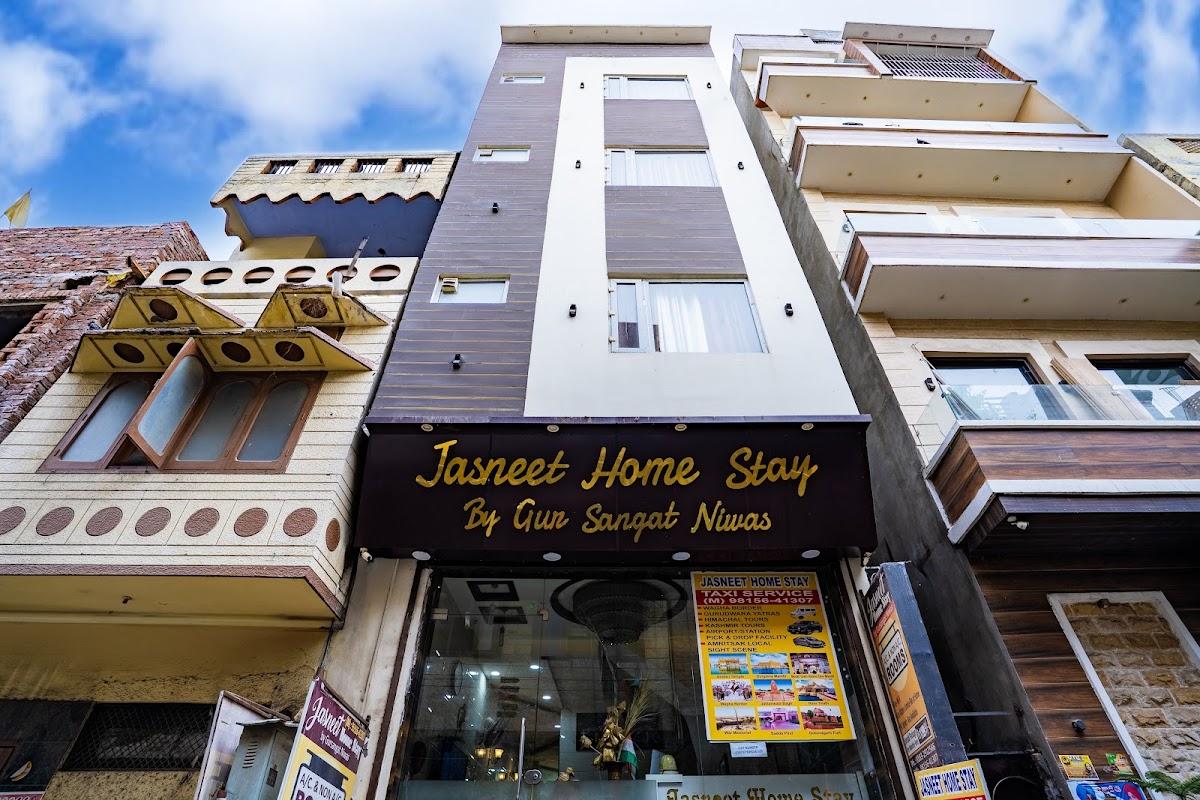 Jasneet Homestay