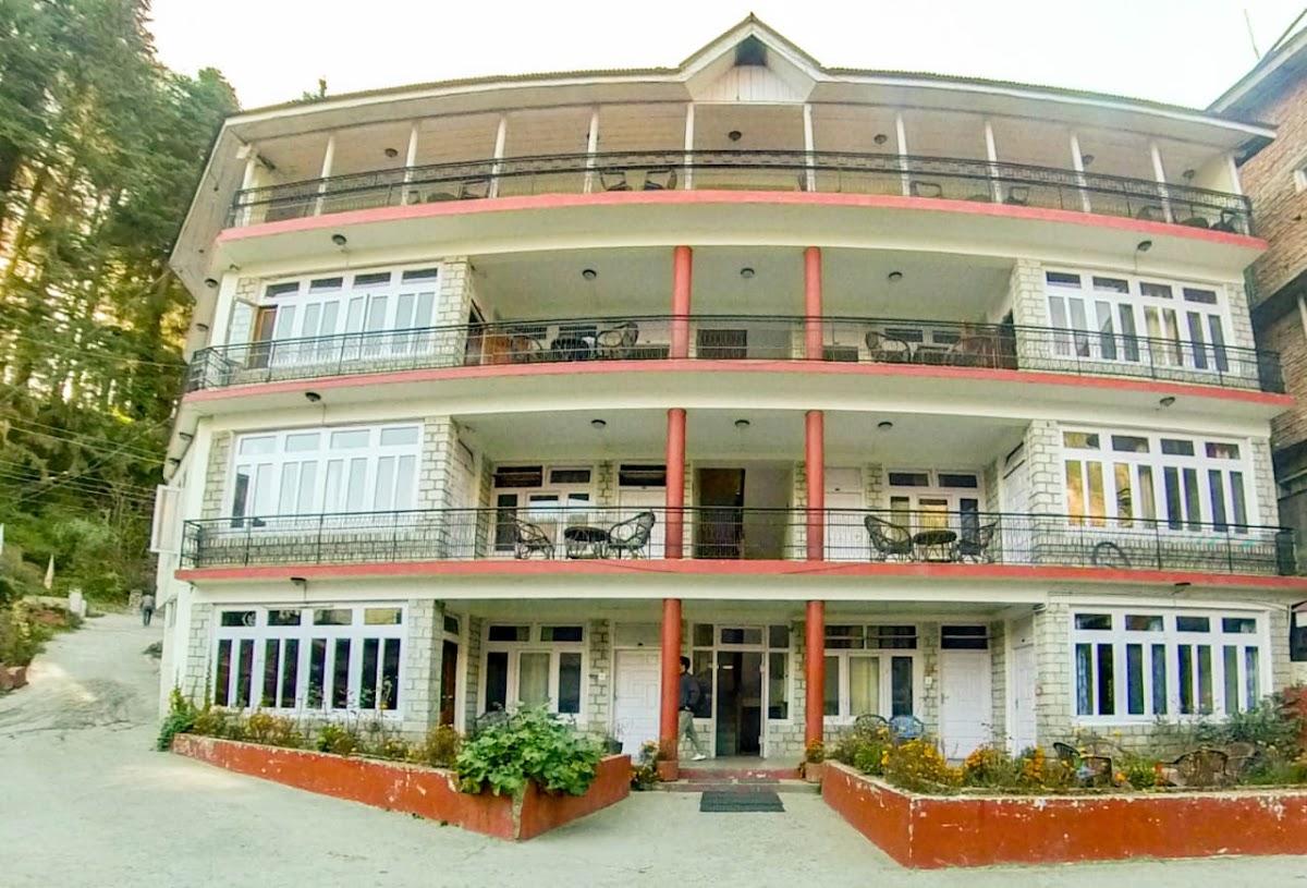 Hotel Pine Grove