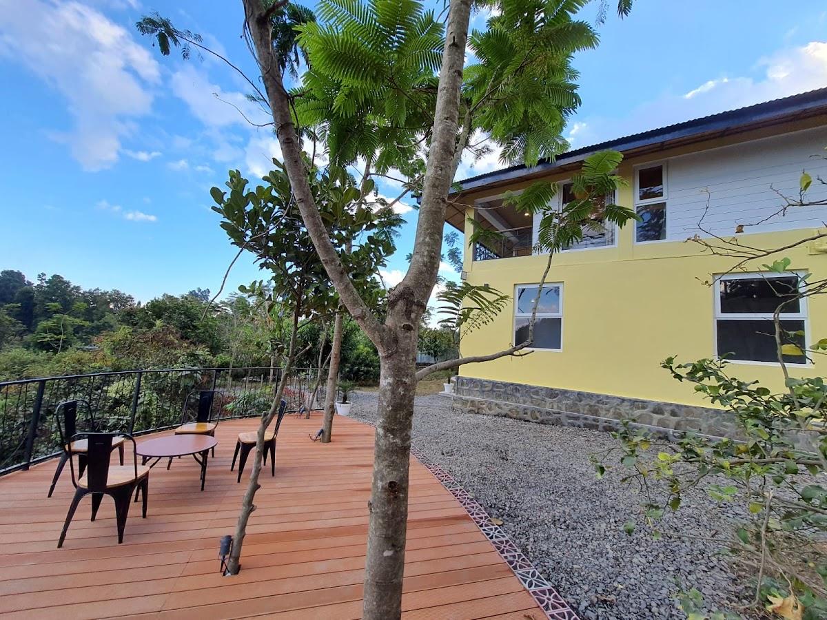 The Cascade Retreat, Waroiching