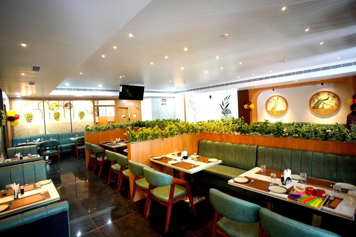 Hotel Saaradhi Grand