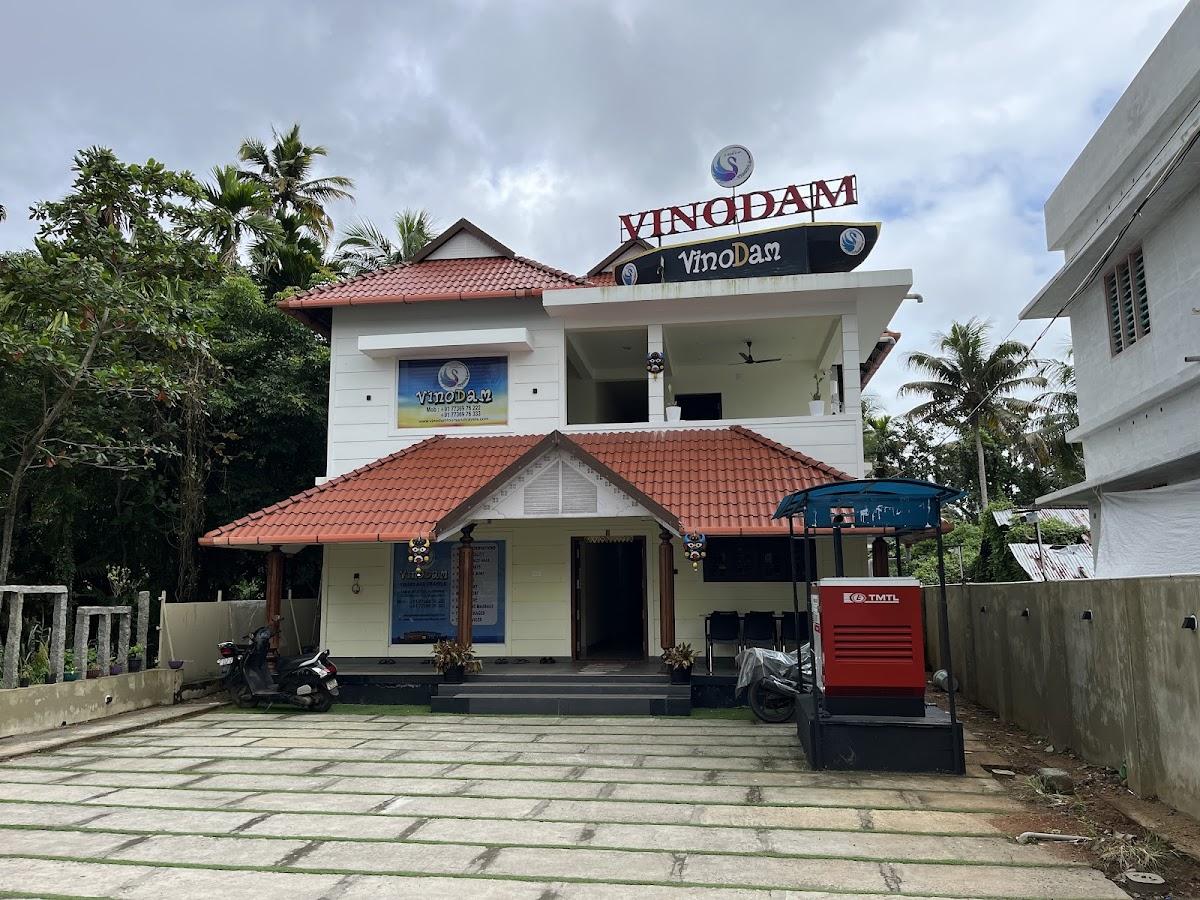 VINODAM LAKE VIEW RESORT & PREMIUM SPA