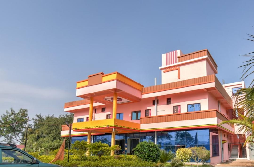 Hotel Nisarg