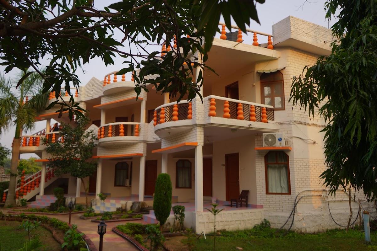 Shri Krishna Jungle Resort