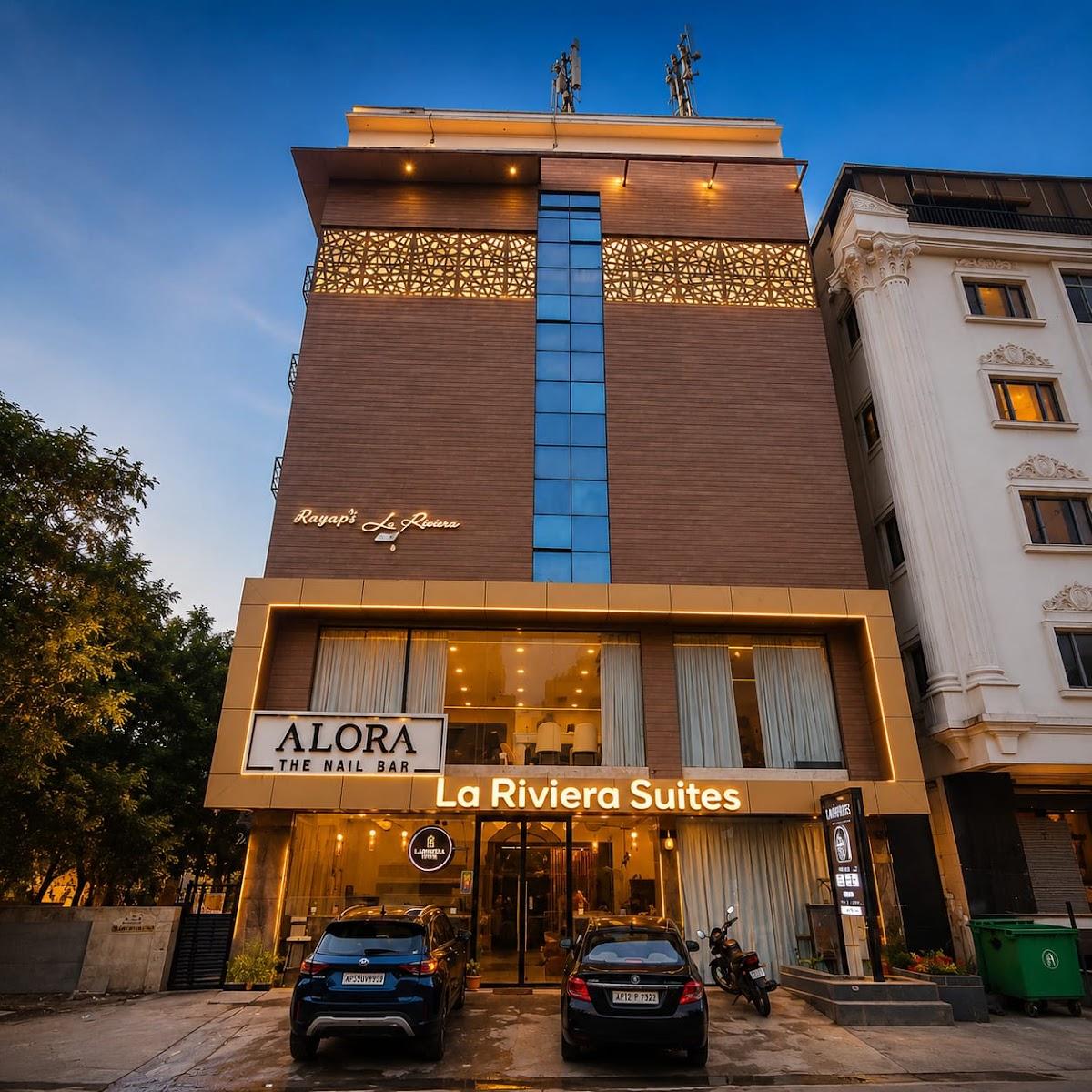 La Riviera Suites