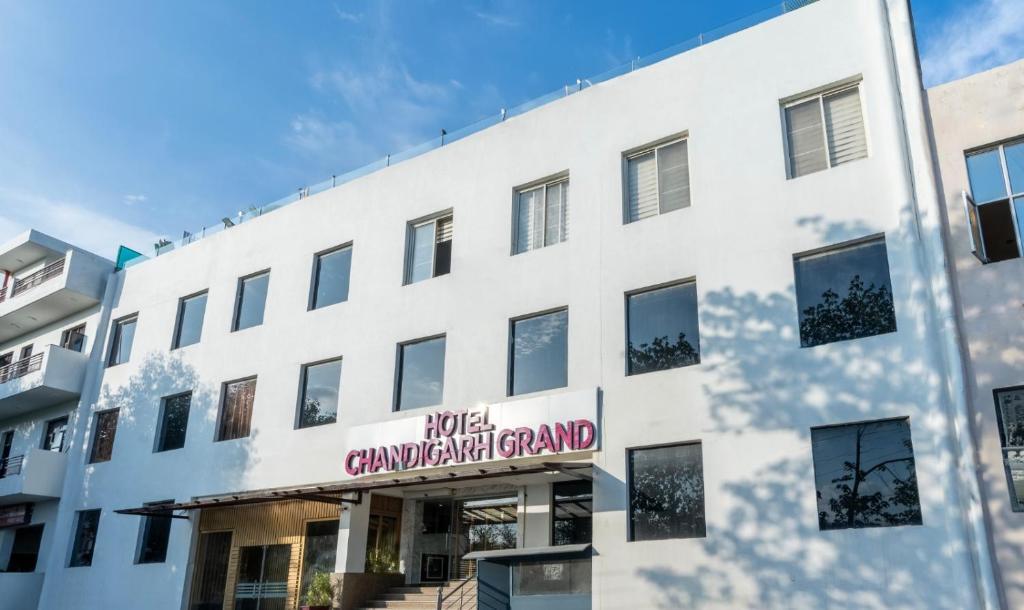 Hotel Chandigarh Grand and Banquet