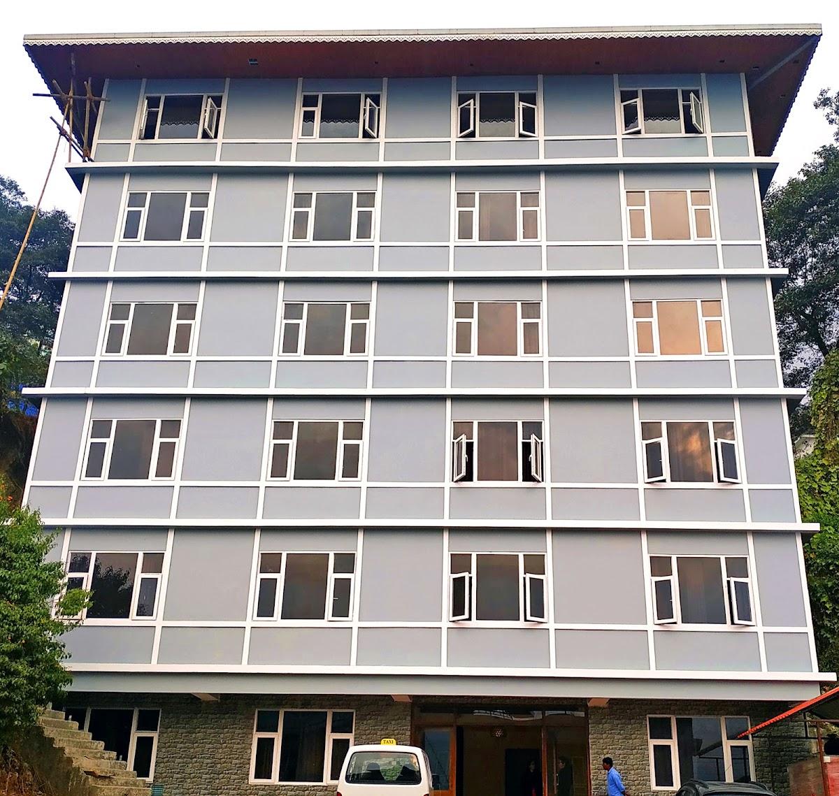 Garden Retreat Hotel