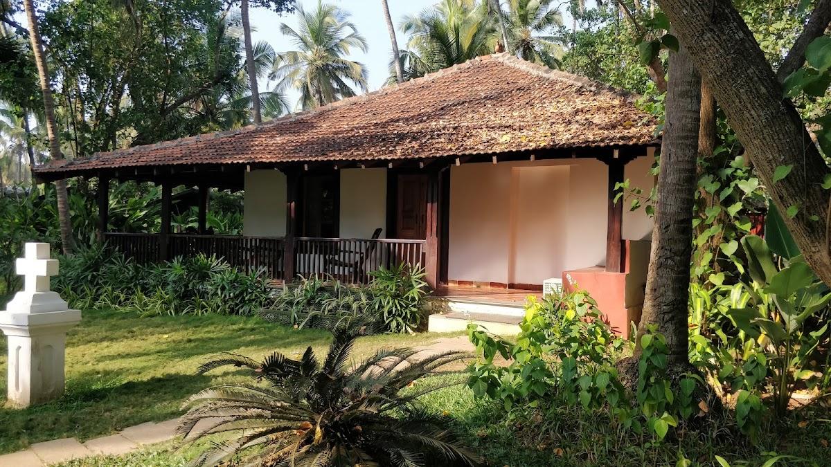 Montego Bay Beach Village - Beach Resort In North Goa