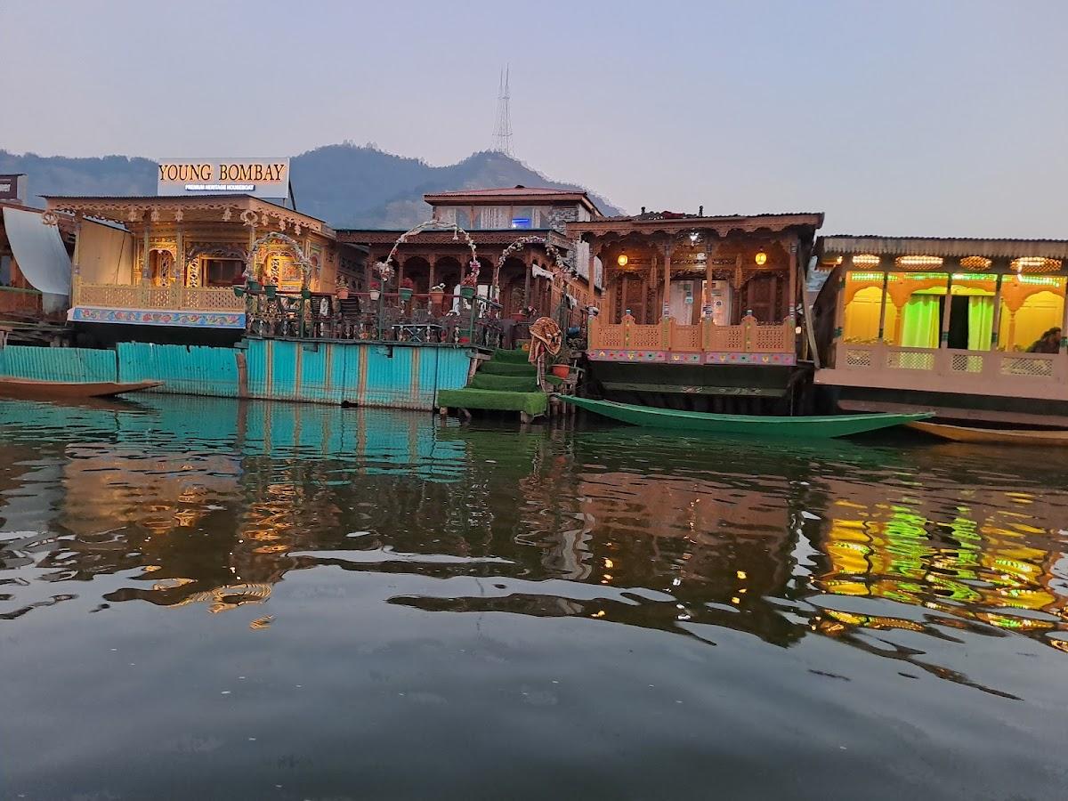 Dal View Resort