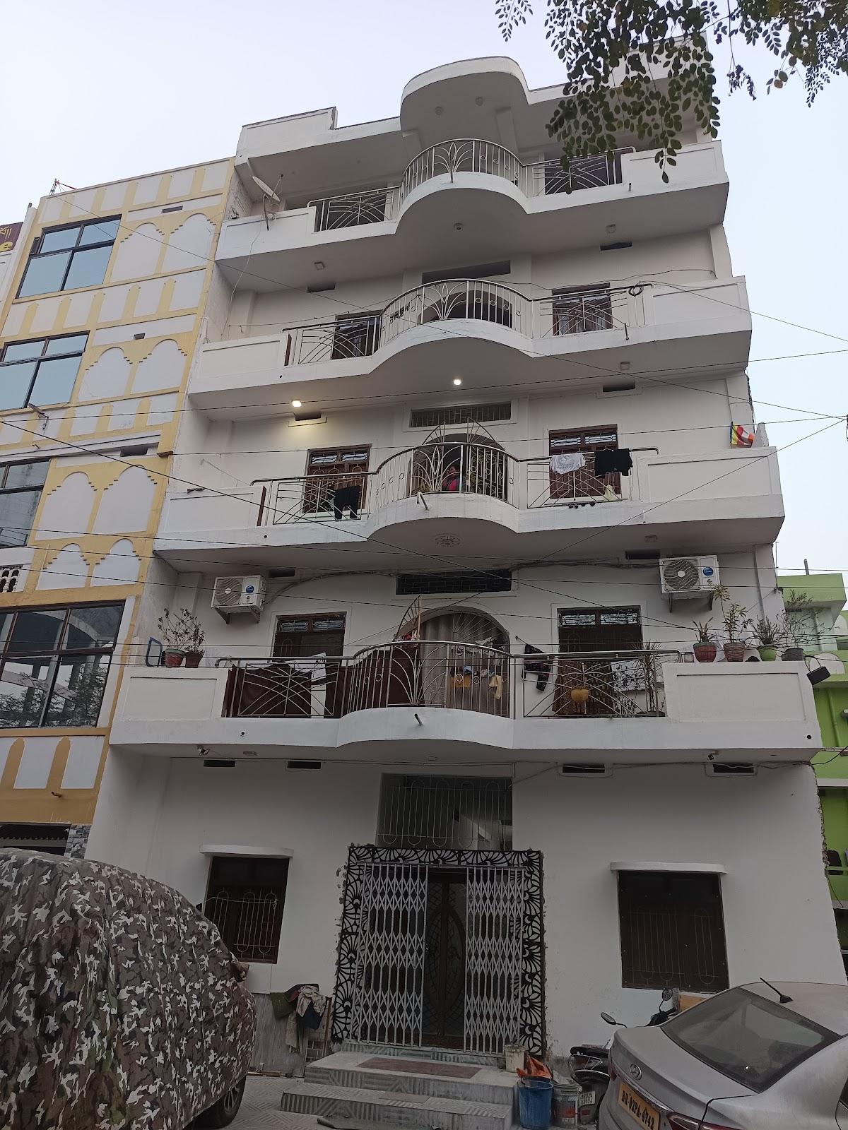 Shahi house