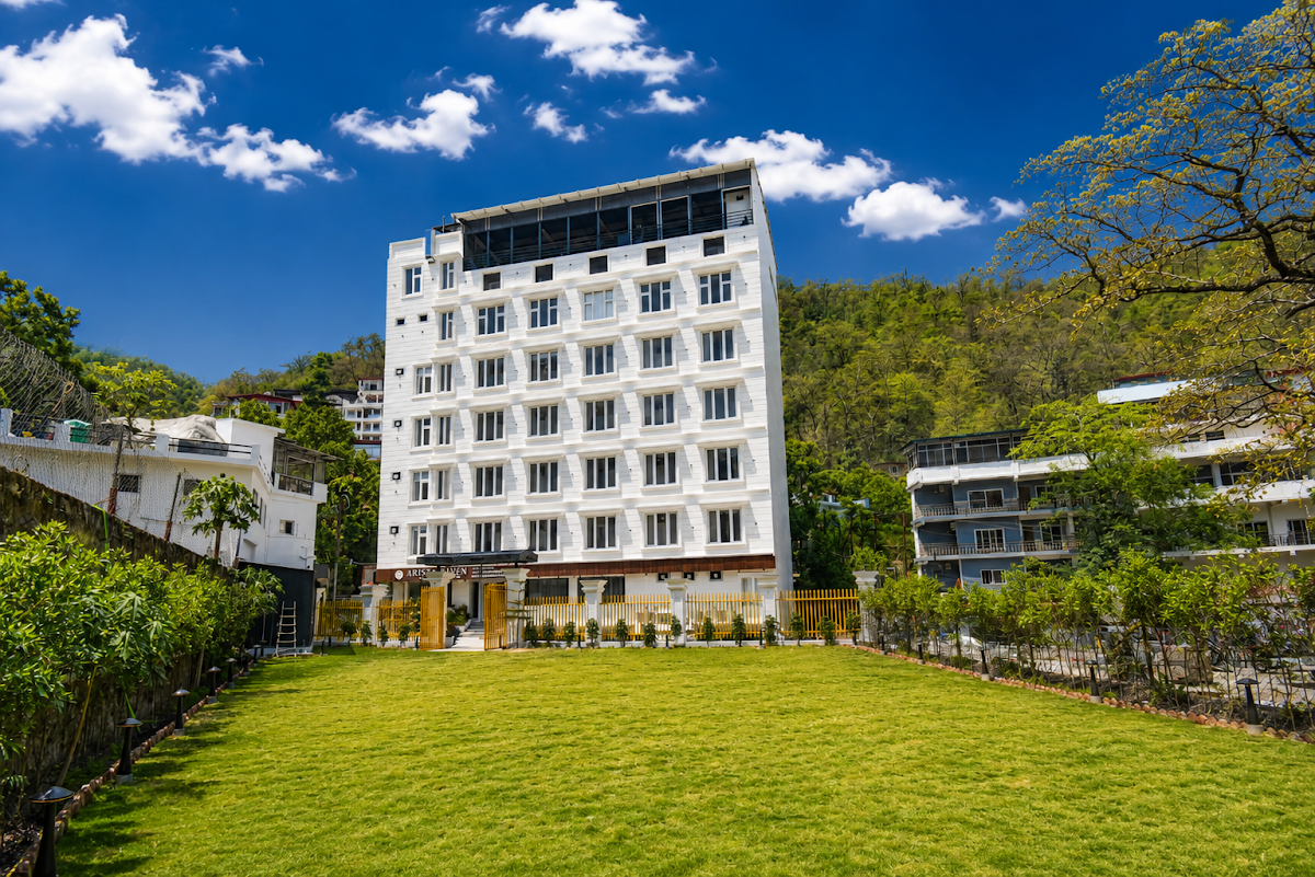 Arista haven hotel