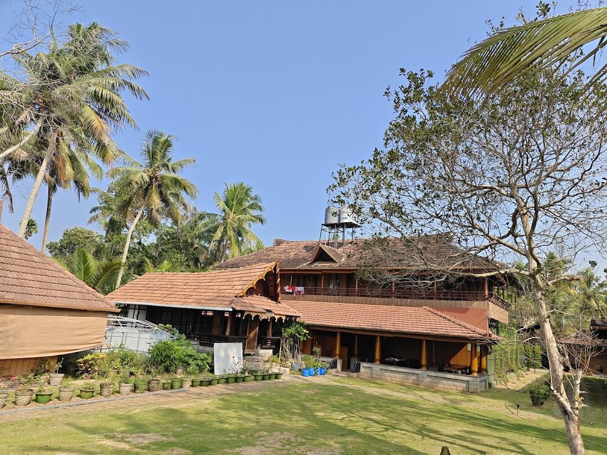 KUTTICHIRA HERITAGE HOME